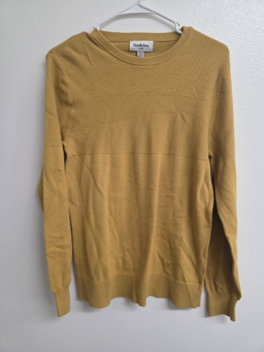 Goodfellow & Co Men's Mustard Textured Crewneck Sweater (0736)